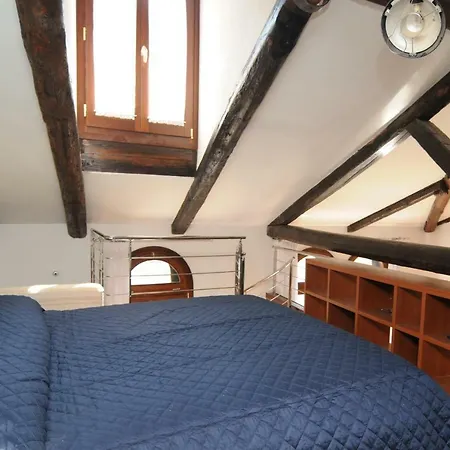 Apartment Sunny Canal A/c Wifi *