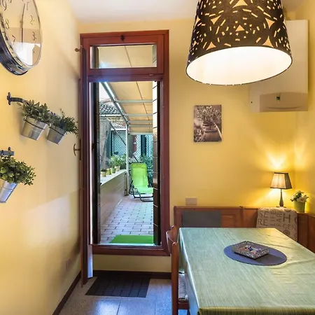 Terrazzina - Romantic Pied A Terre At The Heart Of Cannaregio District Apartment