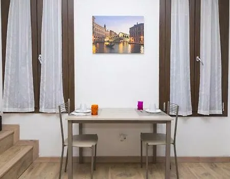 Alojamento de Acomodação e Pequeno-almoço Rialto 707