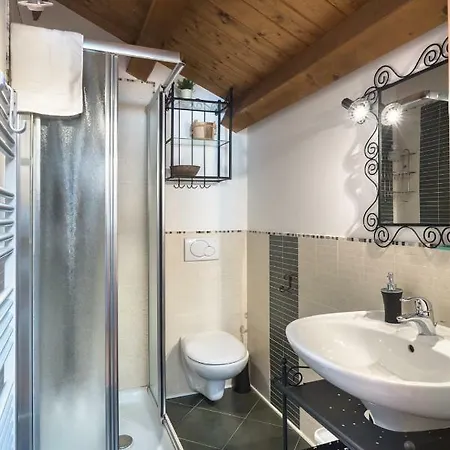 Duplex At The Entrance To 2 Bathroom And Terrace *