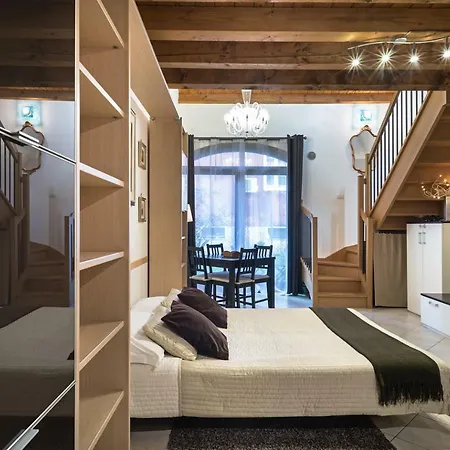 Duplex At The Entrance To 2 Bathroom And Terrace Apartment Venice