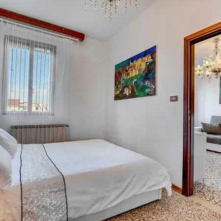 Ca Biennale Apartment *