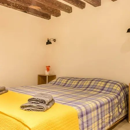 Apartment Ramo Delle Moschette