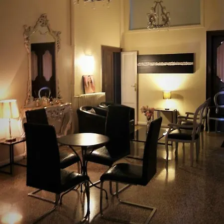 Noble Palace Grand Canal *