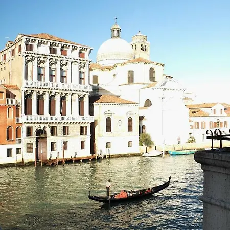 Noble Palace Grand Canal Guest house Venice