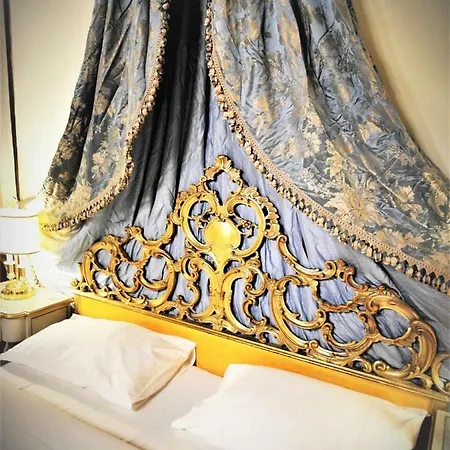 Noble Palace Grand Canal *