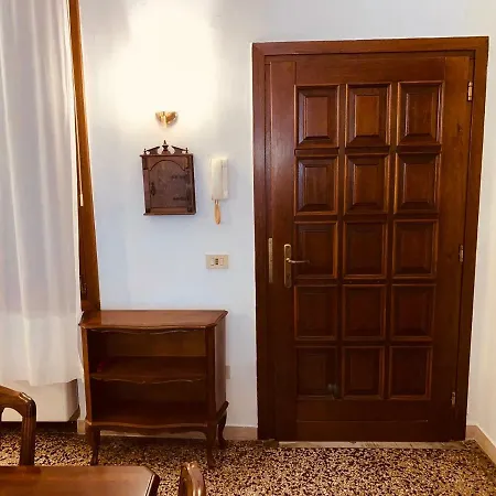 Stefano's Sweet Apartment *