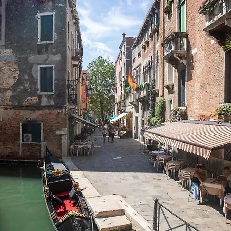Frühstückspension Dimora Al Doge Beato Vista Canale Venedig