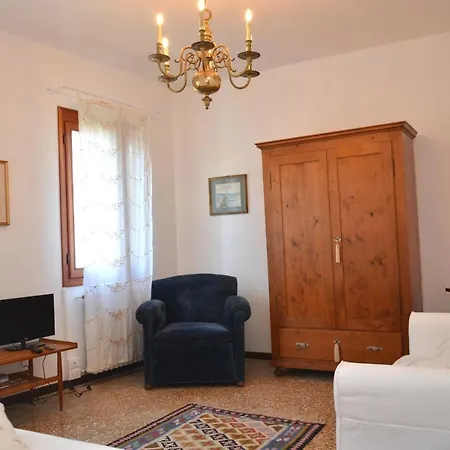 Dimora Novecento Apartment