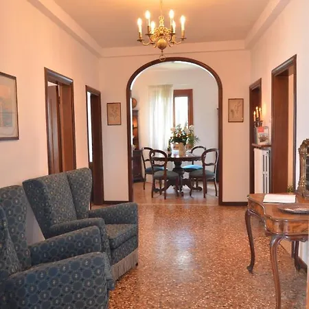 Apartment Dimora Novecento *