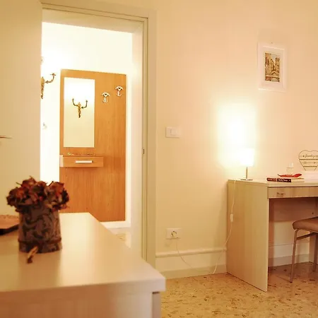 Cozy Quiet Guglie Apartment Venice