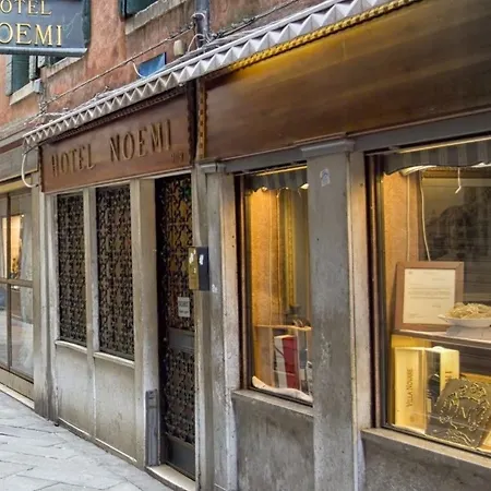 Noemi Hotel