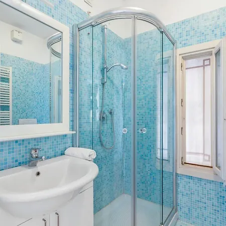 Elegant Two Bedroom In Venetian Style * Venice