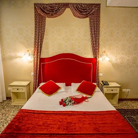 Affittacamere Residenza La Campana 3*