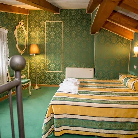 Affittacamere Residenza La Campana Venezia