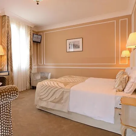 Nuovo Teson Hotel 3*