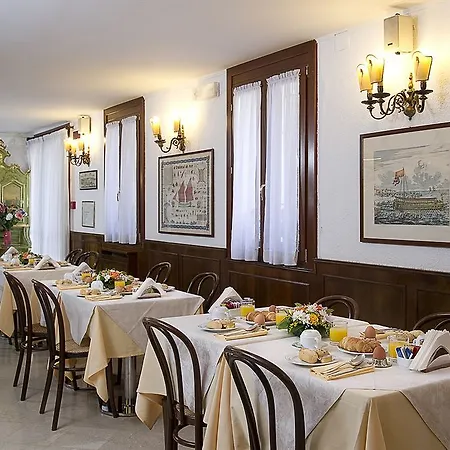 Hotell Nuovo Teson