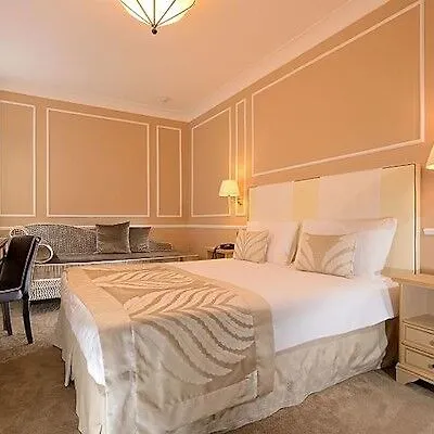 Hotell Nuovo Teson 3*