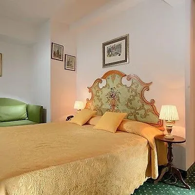 Nuovo Teson Hotel