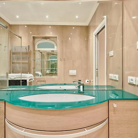 Family In Rialto - Centro Citta Full Optional Apartment *