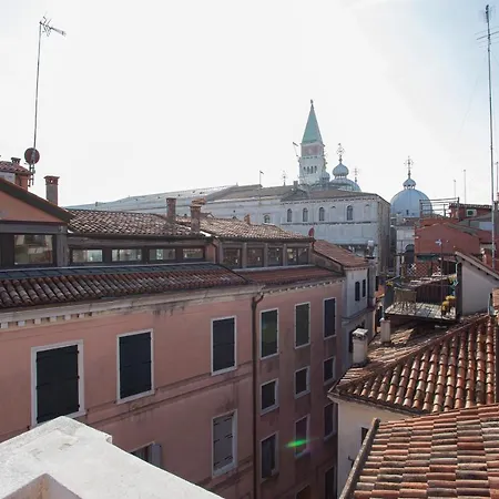 Luxury Terrace View Of San Marco Apartment