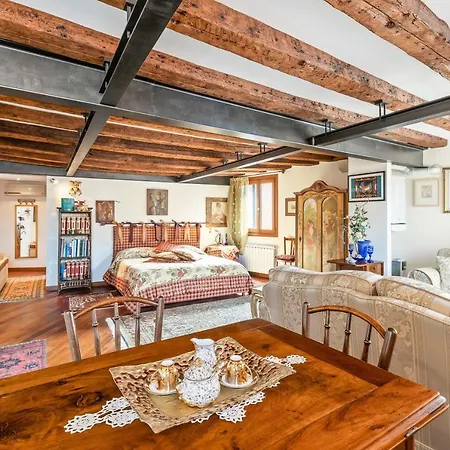 Ca' Dei Da Mosto Exclusive Apartment *