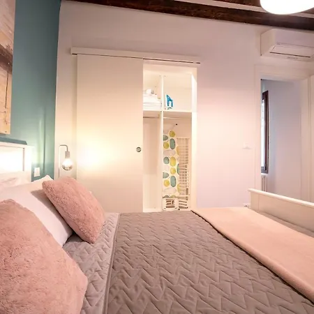 Apartment Dorsoduro 1241 By Wonderful Italy