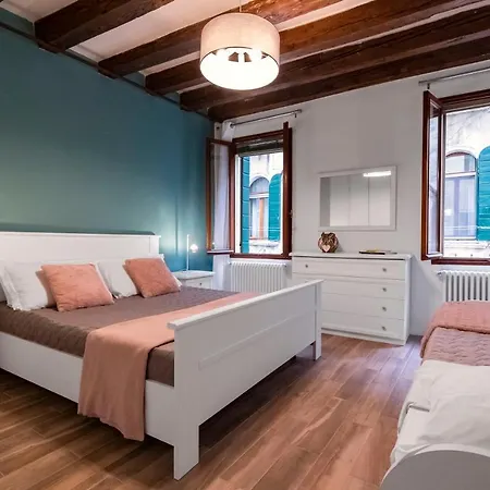 Apartment Dorsoduro 1241 By Wonderful Italy