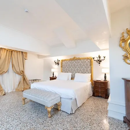 Ca' Bonfadini Historic Experience Hotel Venezia