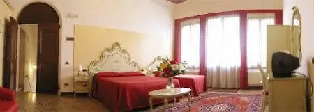 بيت ضيافة Ca' San Marcuola 1 2*