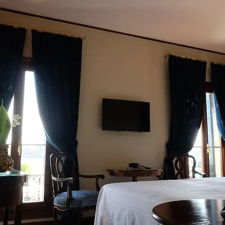 La Calcina Hotel 3*