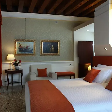 Hotel Ruzzini Palace