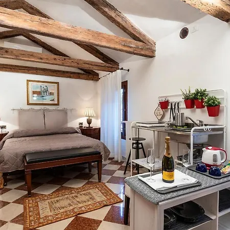 Anzolo Palace - & Veneza