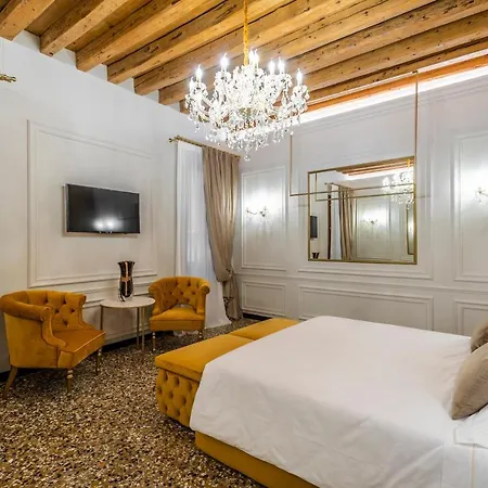 San Maurizio Luxury 2* Venice