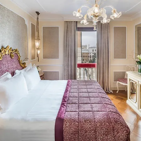 Baglioni Luna - The Leading Of The World 5* Benátky