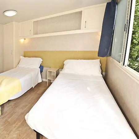 Luxury tent Hu In Town