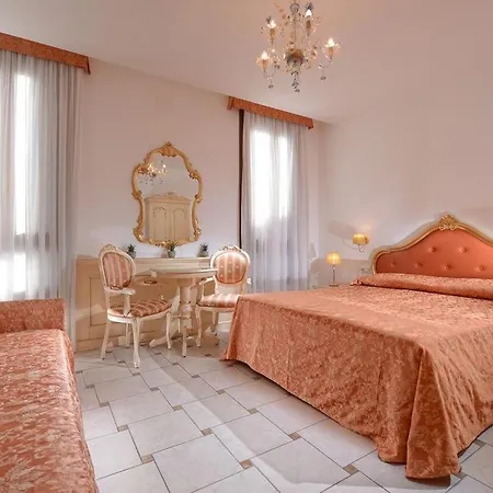 Ca' Marinella 3* Velence