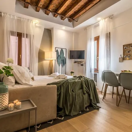 Apartment - Biennale 1 - 2 - 3