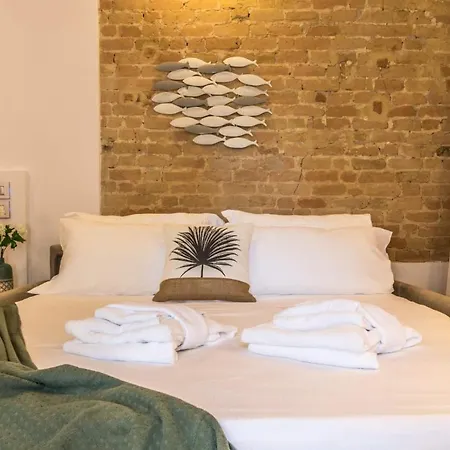 - Biennale 1 - 2 - 3 Apartment