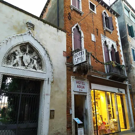 Hotel Adua