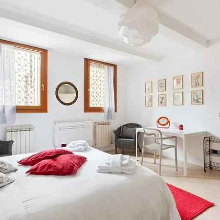 Apartment Riva Di Biasio Lovely Flat Venice