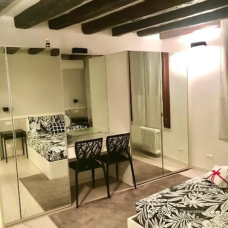 Mirrors Apartment