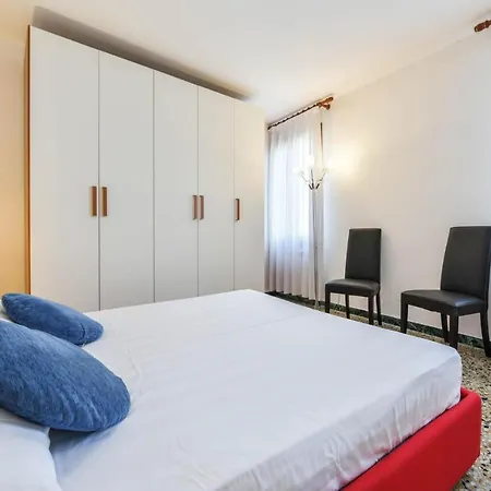 Mascareta, Apartament Wenecja