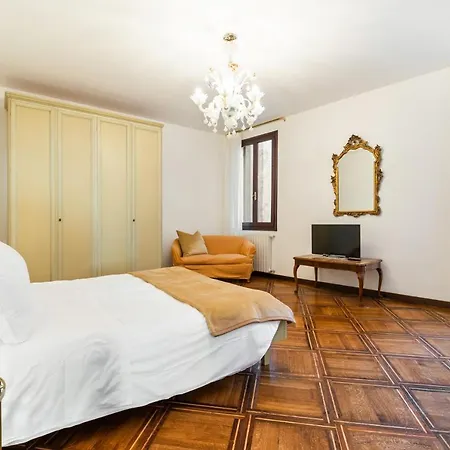 Del Remer - 5mins From San Marco Sq Apartment *