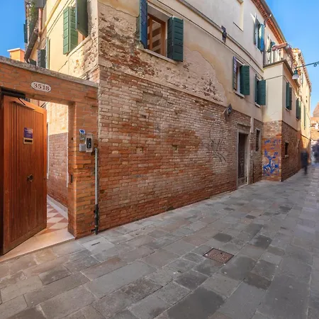 Casanova Ai Tolentini Venice