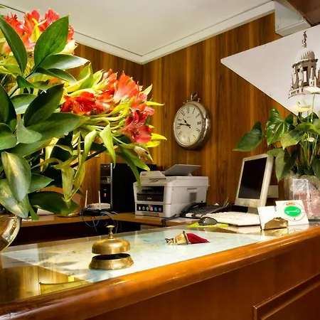 Marin Aparthotel