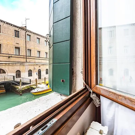 Apartment Casa Vescovo, Free Wi-fi Near San Marco Square