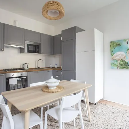 Garibaldi Biennale Apartment