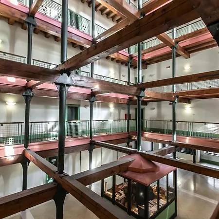 Molino Stucky Wi-fi R&r Apartment