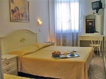 Hotel Adriatico Venedig